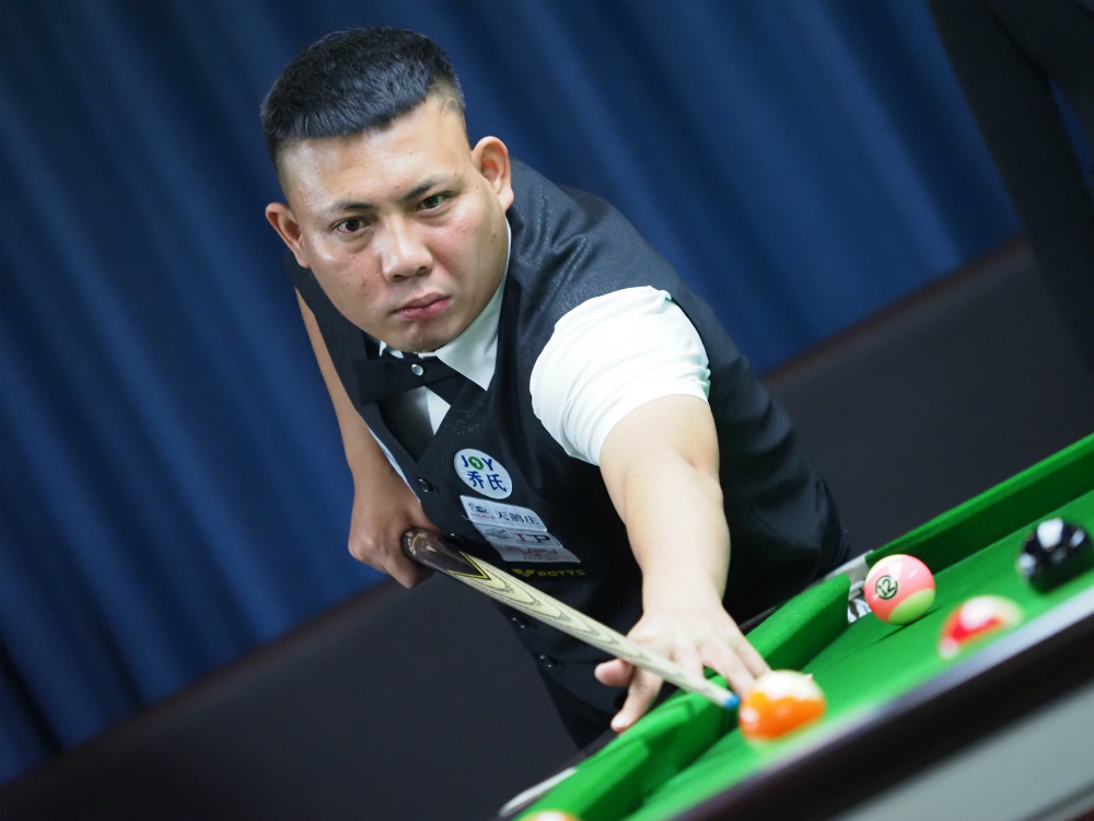 轻的超级巨 轻的超级巨